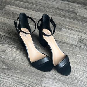 Vince Camuto Pumps